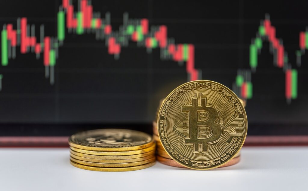 Bitcoin briefly declines below $40k. Will it drop towards $35k soon?