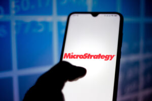 MicroStrategy buys extra 301 bitcoins for $6 million